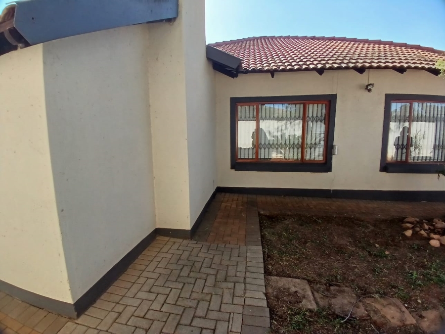 3 Bedroom Property for Sale in Heatherview Gauteng
