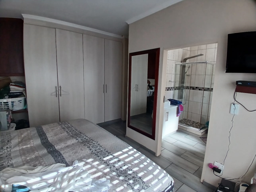 3 Bedroom Property for Sale in Heatherview Gauteng