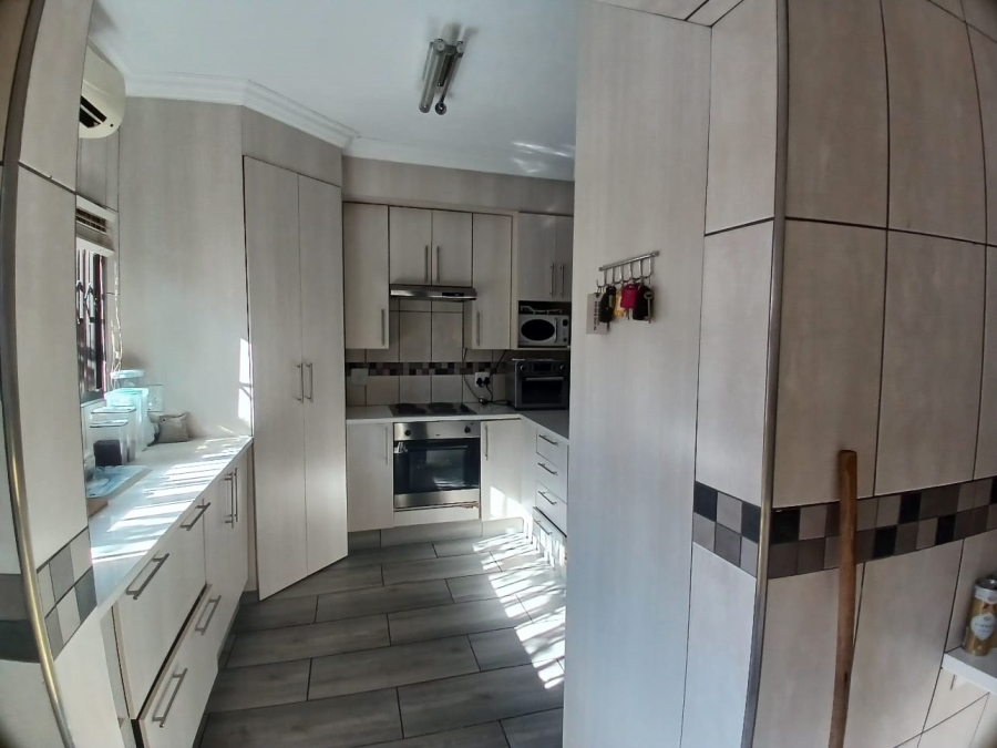 3 Bedroom Property for Sale in Heatherview Gauteng