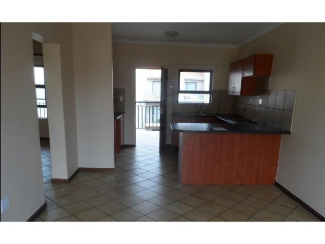 To Let 2 Bedroom Property for Rent in Florida Gauteng