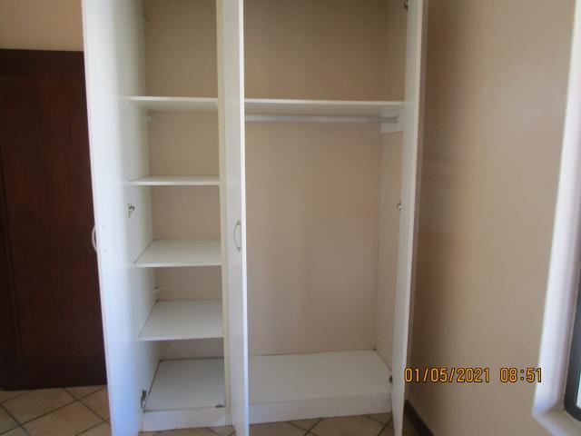 To Let 2 Bedroom Property for Rent in Florida Gauteng