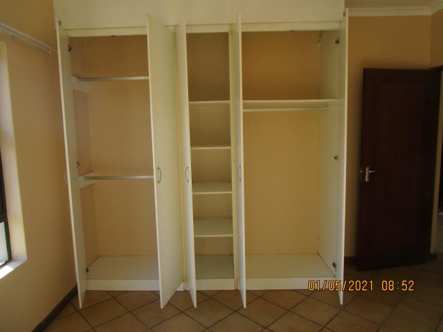 To Let 2 Bedroom Property for Rent in Florida Gauteng