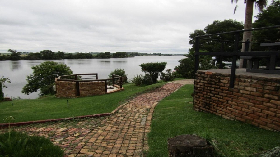 17 Bedroom Property for Sale in Vaalview Gauteng