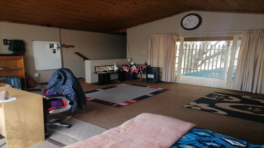 4 Bedroom Property for Sale in Lochvaal Gauteng