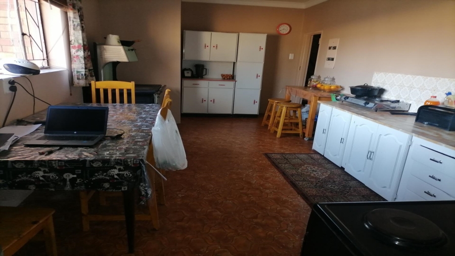 4 Bedroom Property for Sale in Lochvaal Gauteng