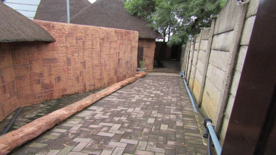 7 Bedroom Property for Sale in Vaalview Gauteng