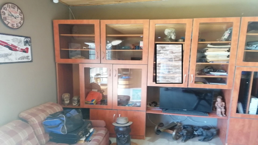 1 Bedroom Property for Sale in Roodia Gauteng