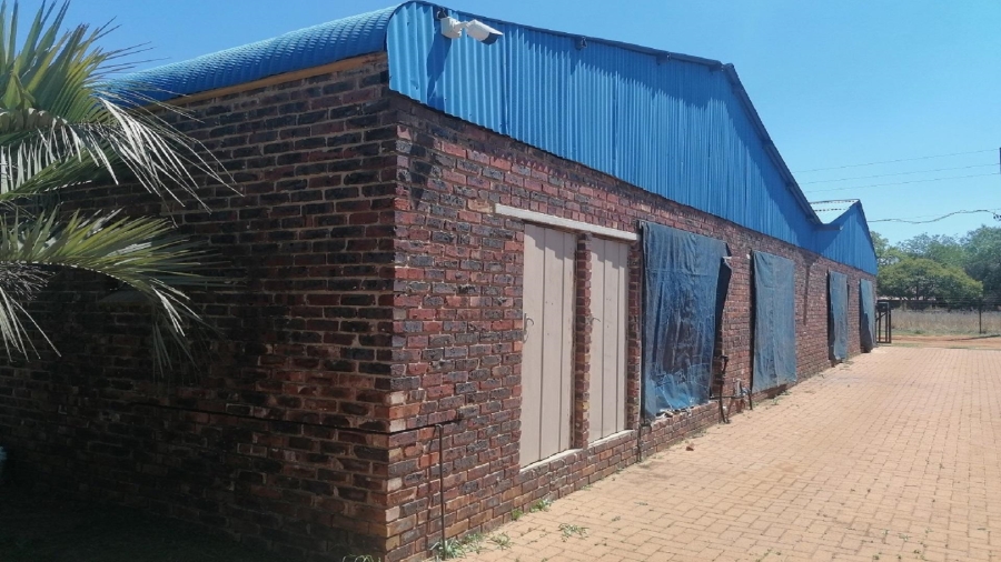 1 Bedroom Property for Sale in Roodia Gauteng