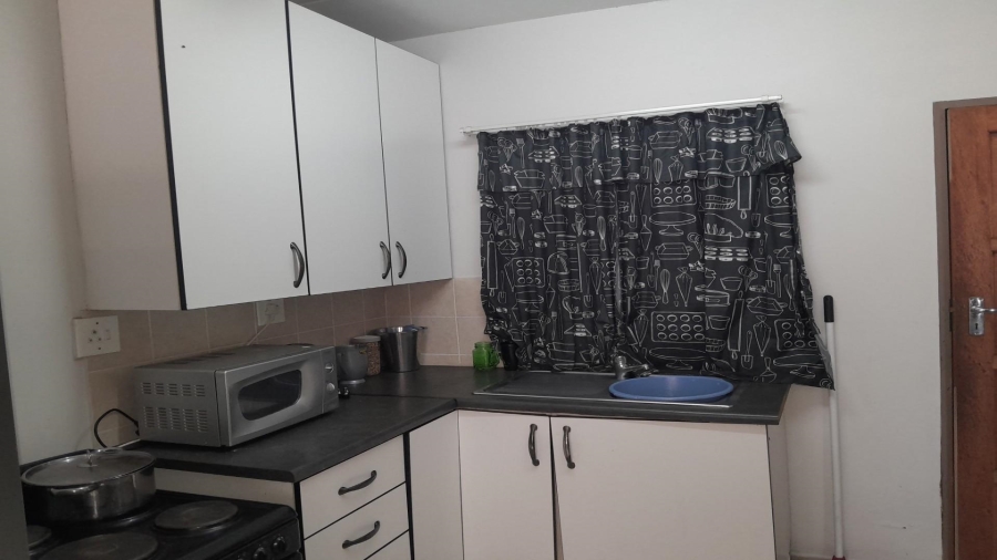1 Bedroom Property for Sale in Vanderbijlpark CW 5 Gauteng