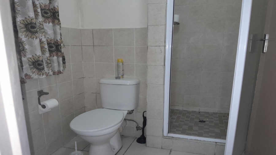 1 Bedroom Property for Sale in Vanderbijlpark CW 5 Gauteng