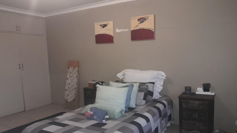 1 Bedroom Property for Sale in Vanderbijlpark CW 1 Gauteng