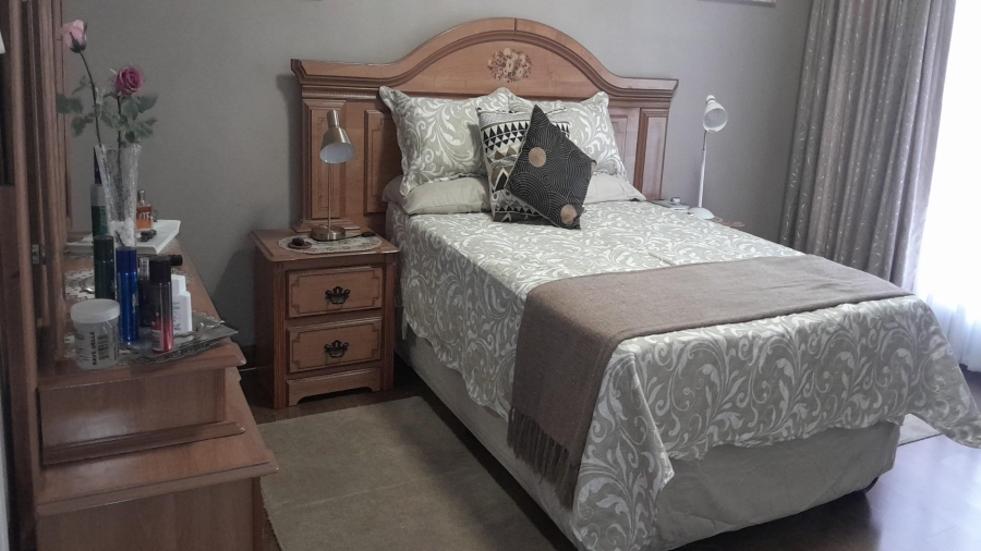 3 Bedroom Property for Sale in Vanderbijlpark SE 2 Gauteng