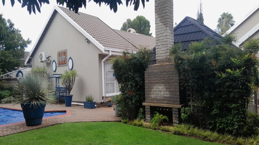 3 Bedroom Property for Sale in Vanderbijlpark SE 2 Gauteng