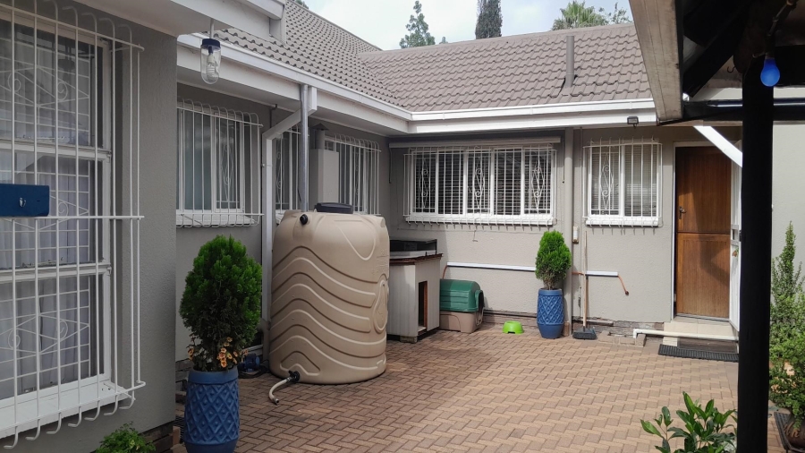 3 Bedroom Property for Sale in Vanderbijlpark SE 2 Gauteng