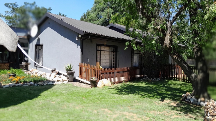 4 Bedroom Property for Sale in Buyscelia Gauteng