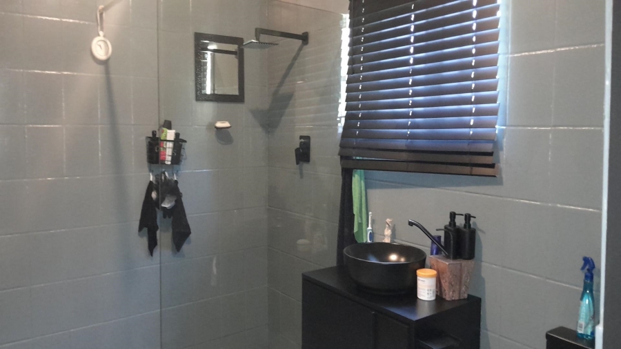 4 Bedroom Property for Sale in Buyscelia Gauteng
