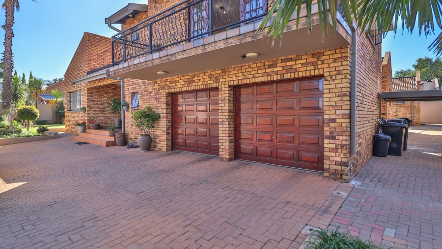4 Bedroom Property for Sale in Dalpark Gauteng