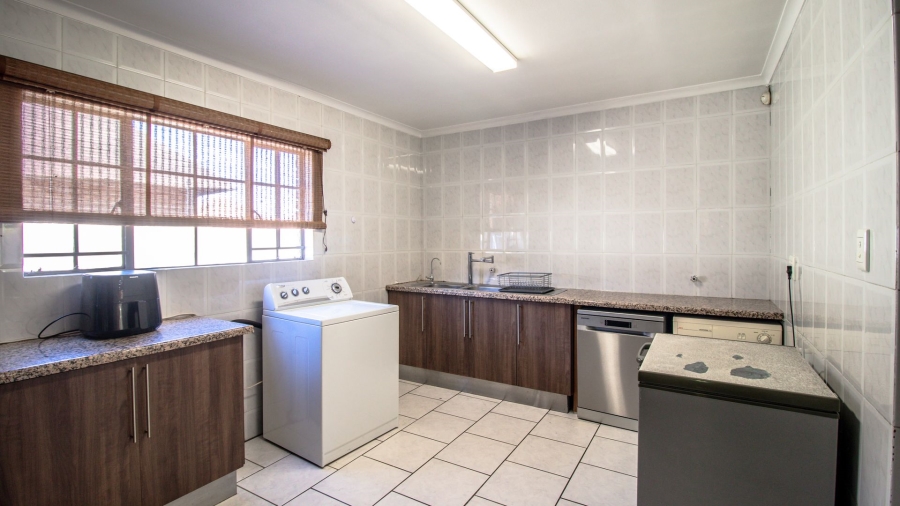 4 Bedroom Property for Sale in Dalpark Gauteng