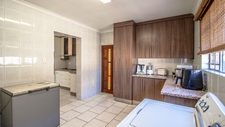 4 Bedroom Property for Sale in Dalpark Gauteng