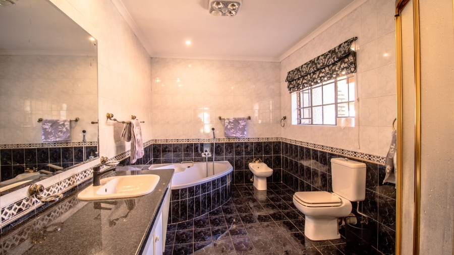 4 Bedroom Property for Sale in Dalpark Gauteng