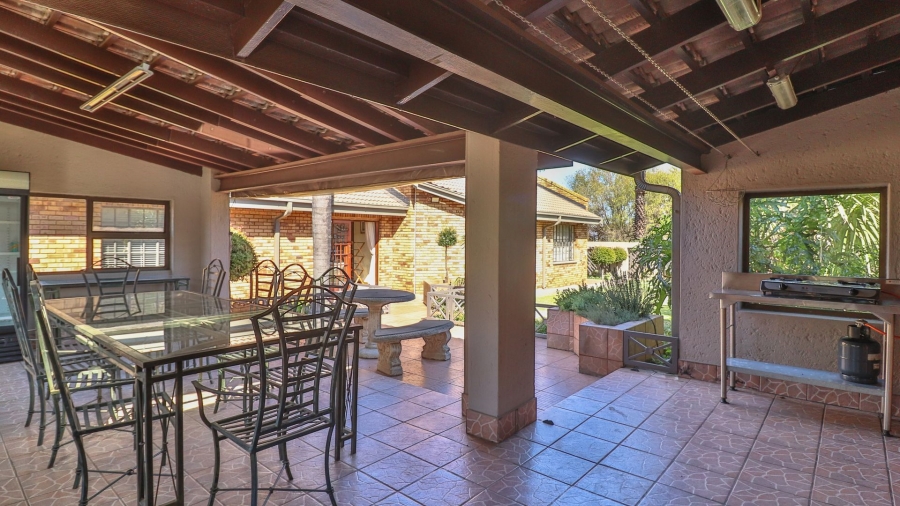 4 Bedroom Property for Sale in Dalpark Gauteng