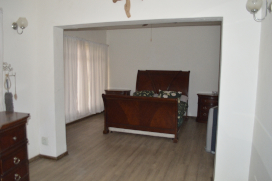 4 Bedroom Property for Sale in Three Rivers East Gauteng