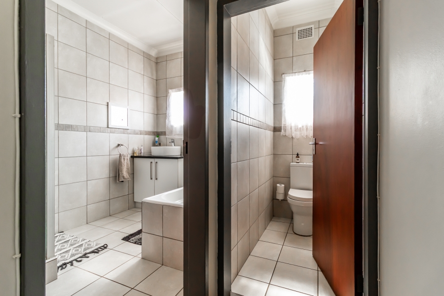 3 Bedroom Property for Sale in Gezina Gauteng
