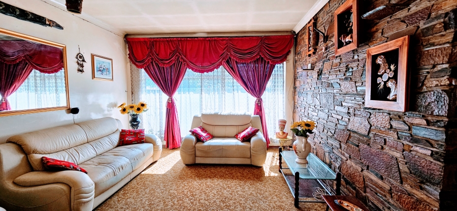 3 Bedroom Property for Sale in Three Rivers Gauteng
