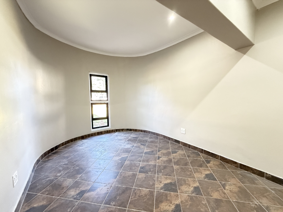 4 Bedroom Property for Sale in Wingate Park Gauteng