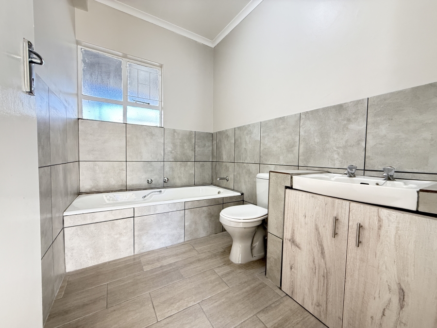 4 Bedroom Property for Sale in Wingate Park Gauteng