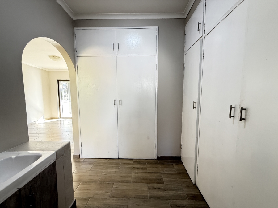 4 Bedroom Property for Sale in Wingate Park Gauteng