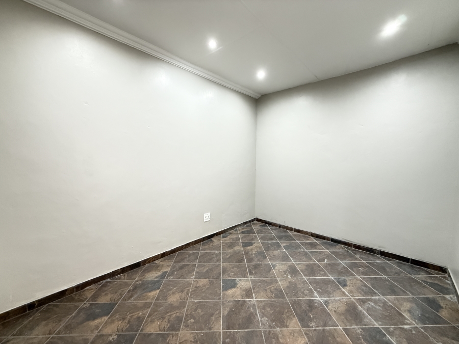 4 Bedroom Property for Sale in Wingate Park Gauteng