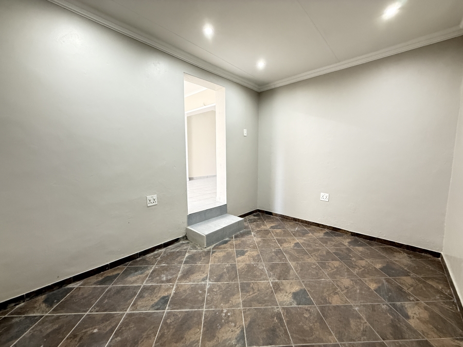 4 Bedroom Property for Sale in Wingate Park Gauteng