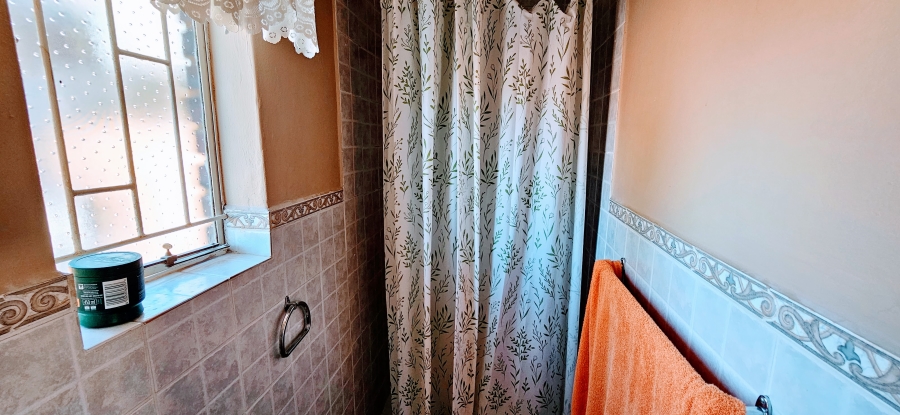 2 Bedroom Property for Sale in Three Rivers Gauteng
