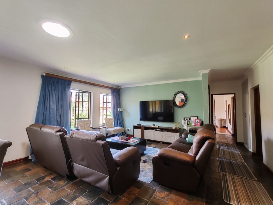 3 Bedroom Property for Sale in Noordwyk Gauteng