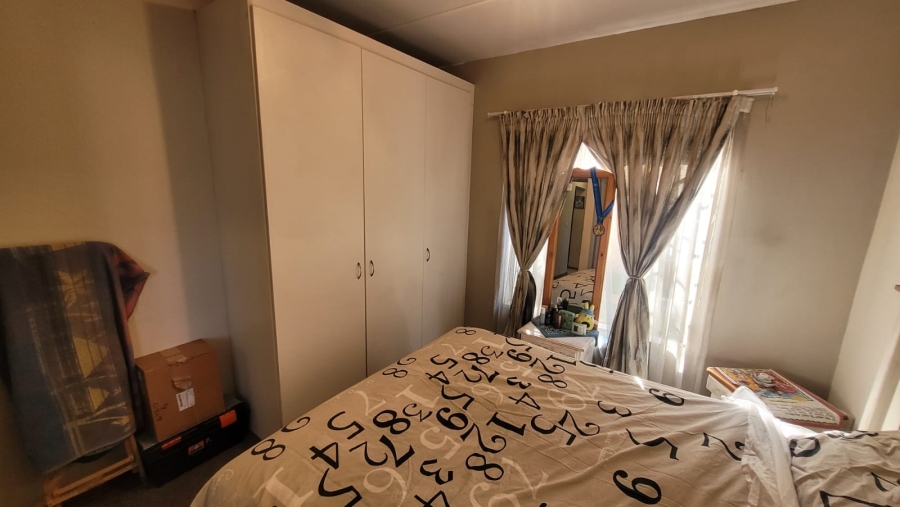 2 Bedroom Property for Sale in North Riding Gauteng