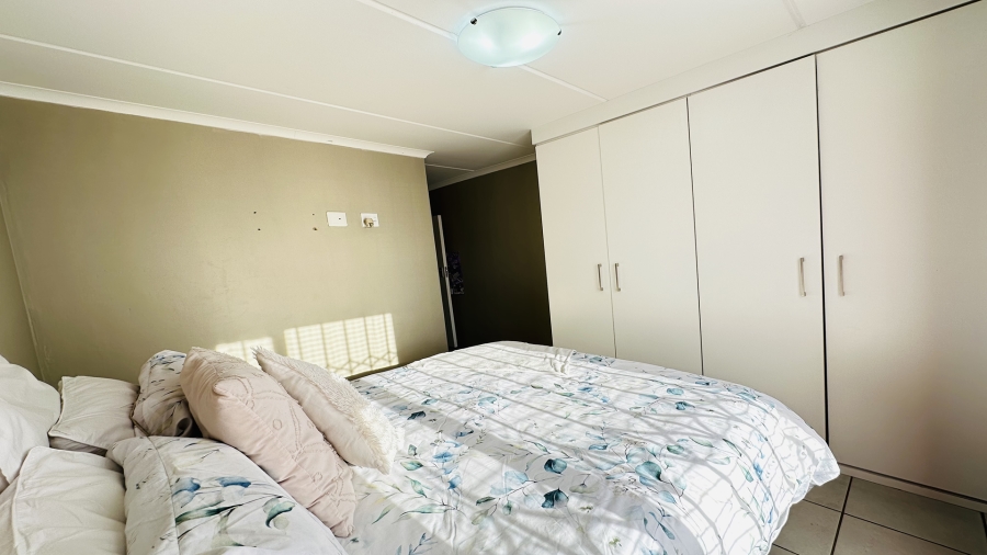 2 Bedroom Property for Sale in Rynfield Gauteng