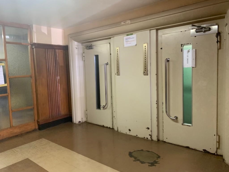 2 Bedroom Property for Sale in Hillbrow Gauteng