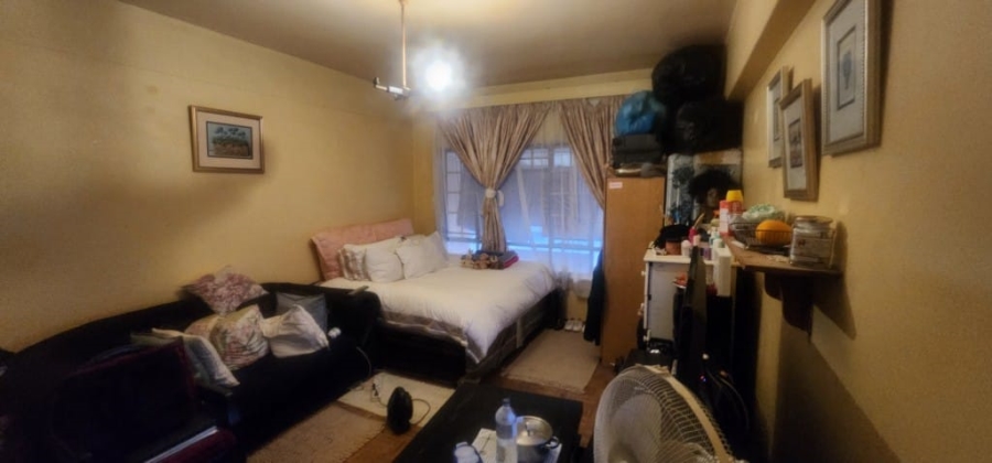 2 Bedroom Property for Sale in Hillbrow Gauteng