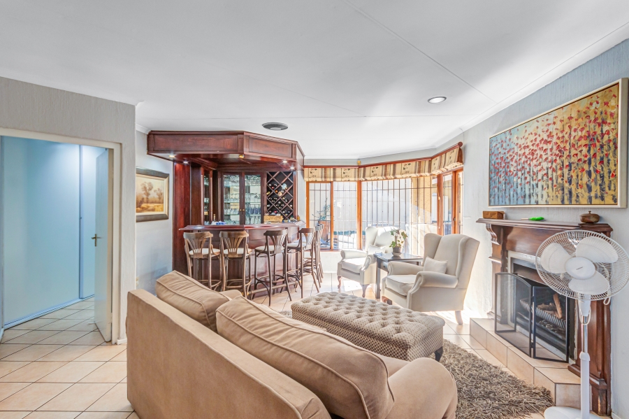 3 Bedroom Property for Sale in Bryanston Gauteng