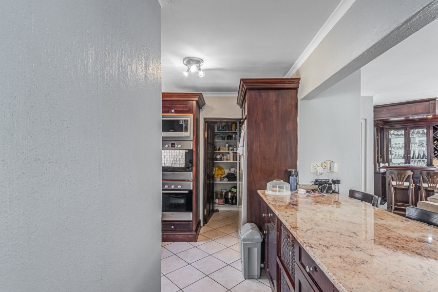 3 Bedroom Property for Sale in Bryanston Gauteng