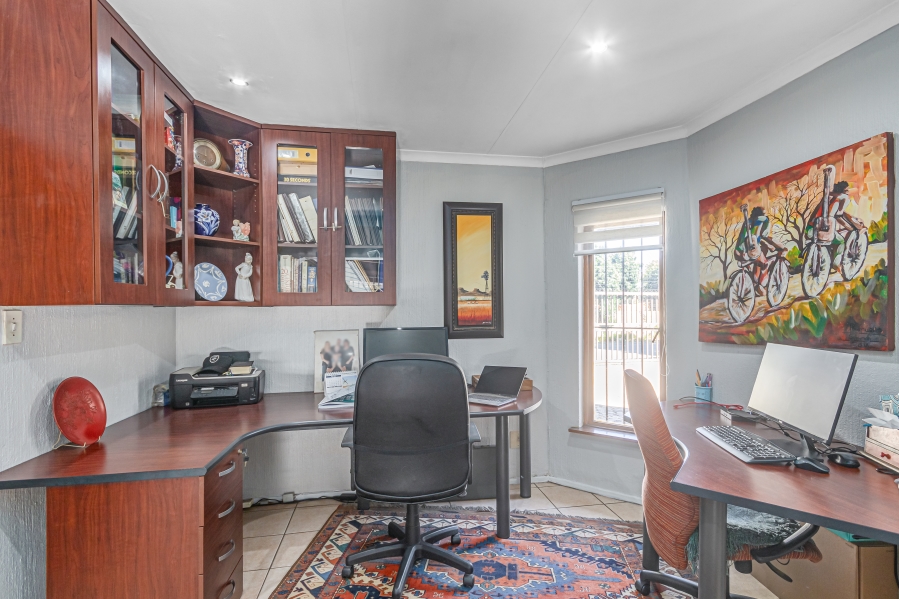 3 Bedroom Property for Sale in Bryanston Gauteng