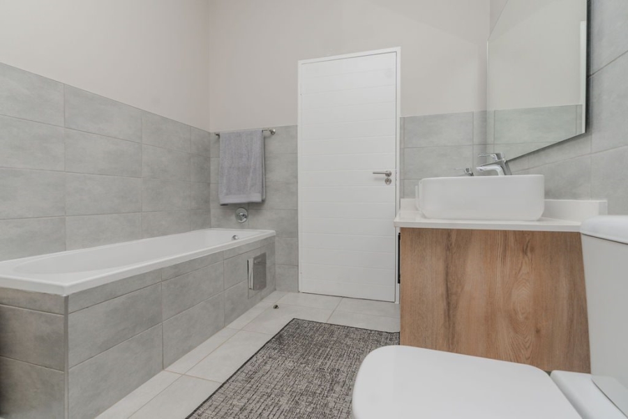To Let 2 Bedroom Property for Rent in Olympus AH Gauteng