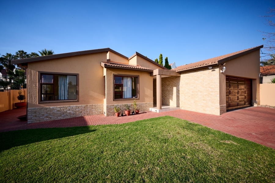 3 Bedroom Property for Sale in Halfway Gardens Gauteng