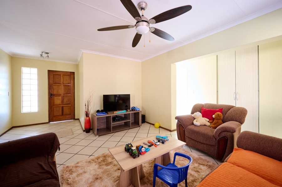 3 Bedroom Property for Sale in Halfway Gardens Gauteng