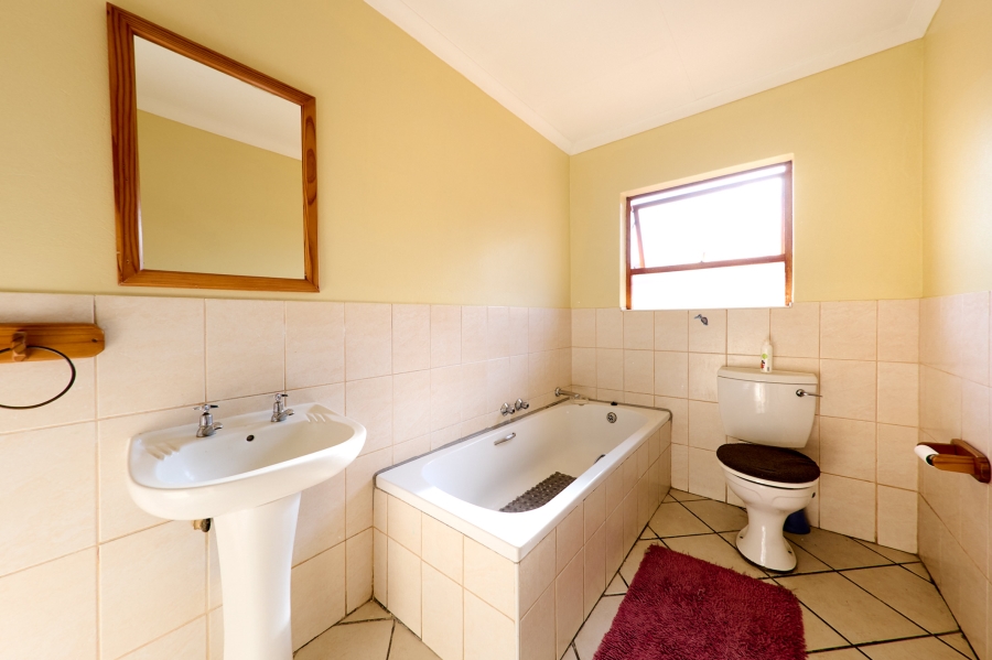 3 Bedroom Property for Sale in Halfway Gardens Gauteng