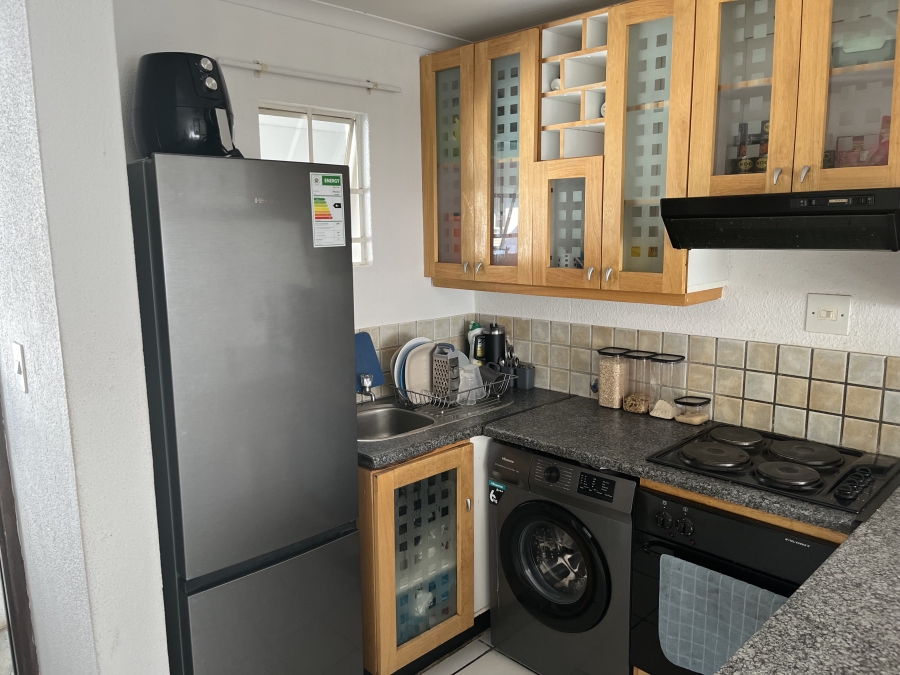 2 Bedroom Property for Sale in Groenkloof Gauteng