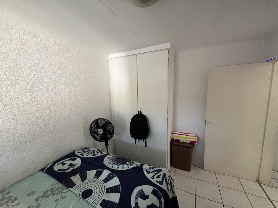 2 Bedroom Property for Sale in Groenkloof Gauteng