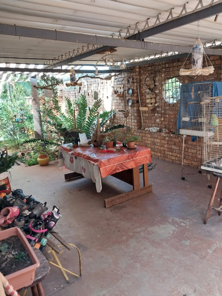 3 Bedroom Property for Sale in Mountain View Gauteng