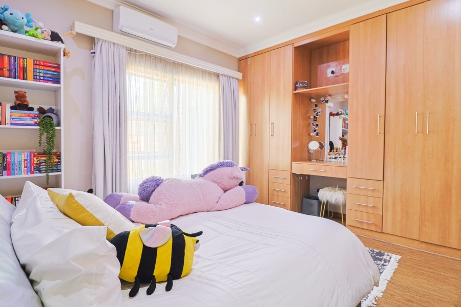 4 Bedroom Property for Sale in New Redruth Gauteng